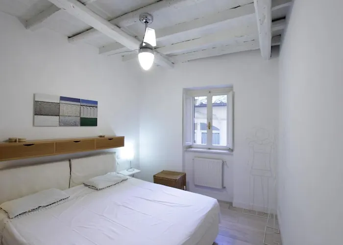 Grotte Apartment Rom